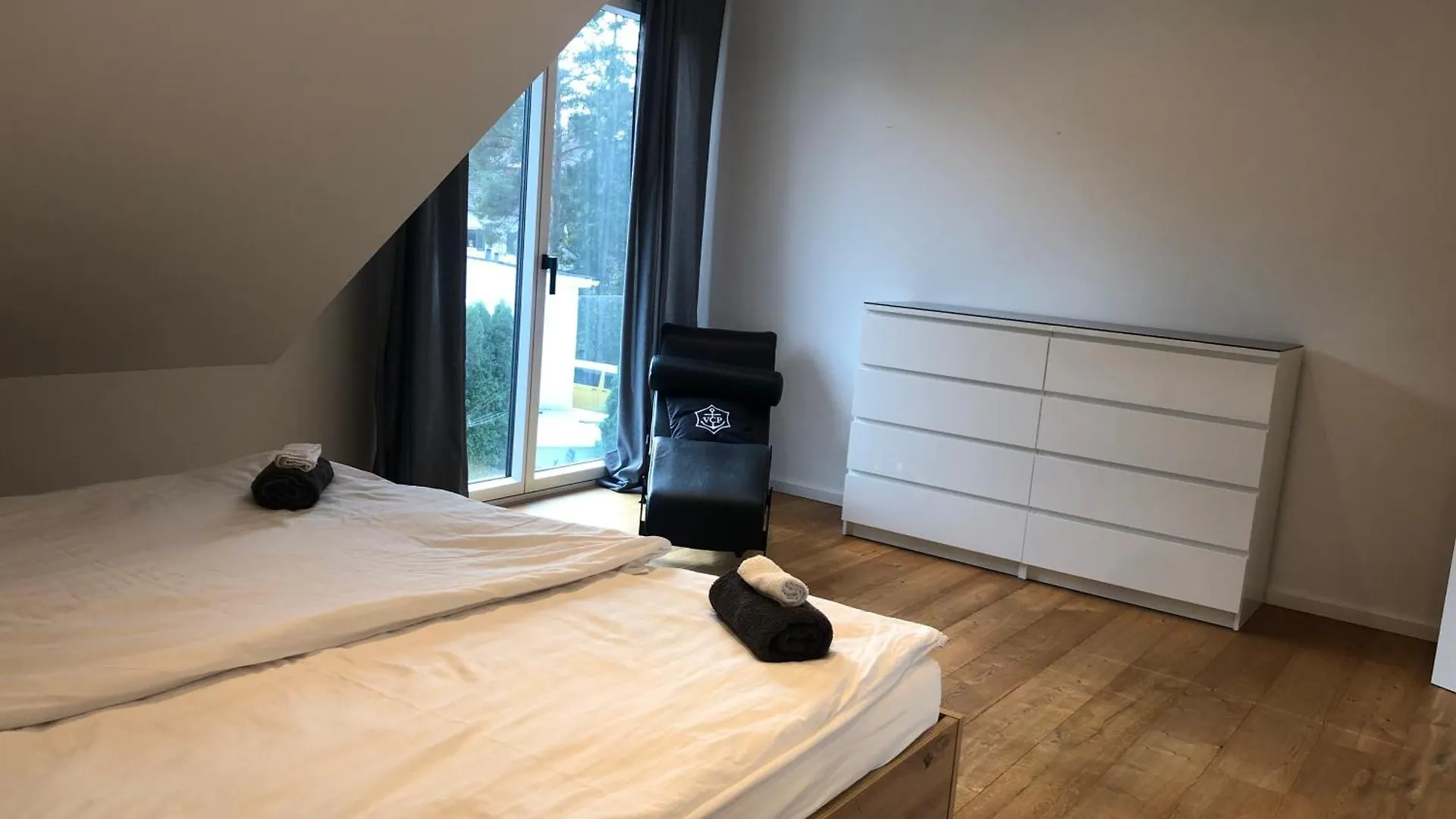 Outstanding 9 Bedroom Villa With Pool In Munich