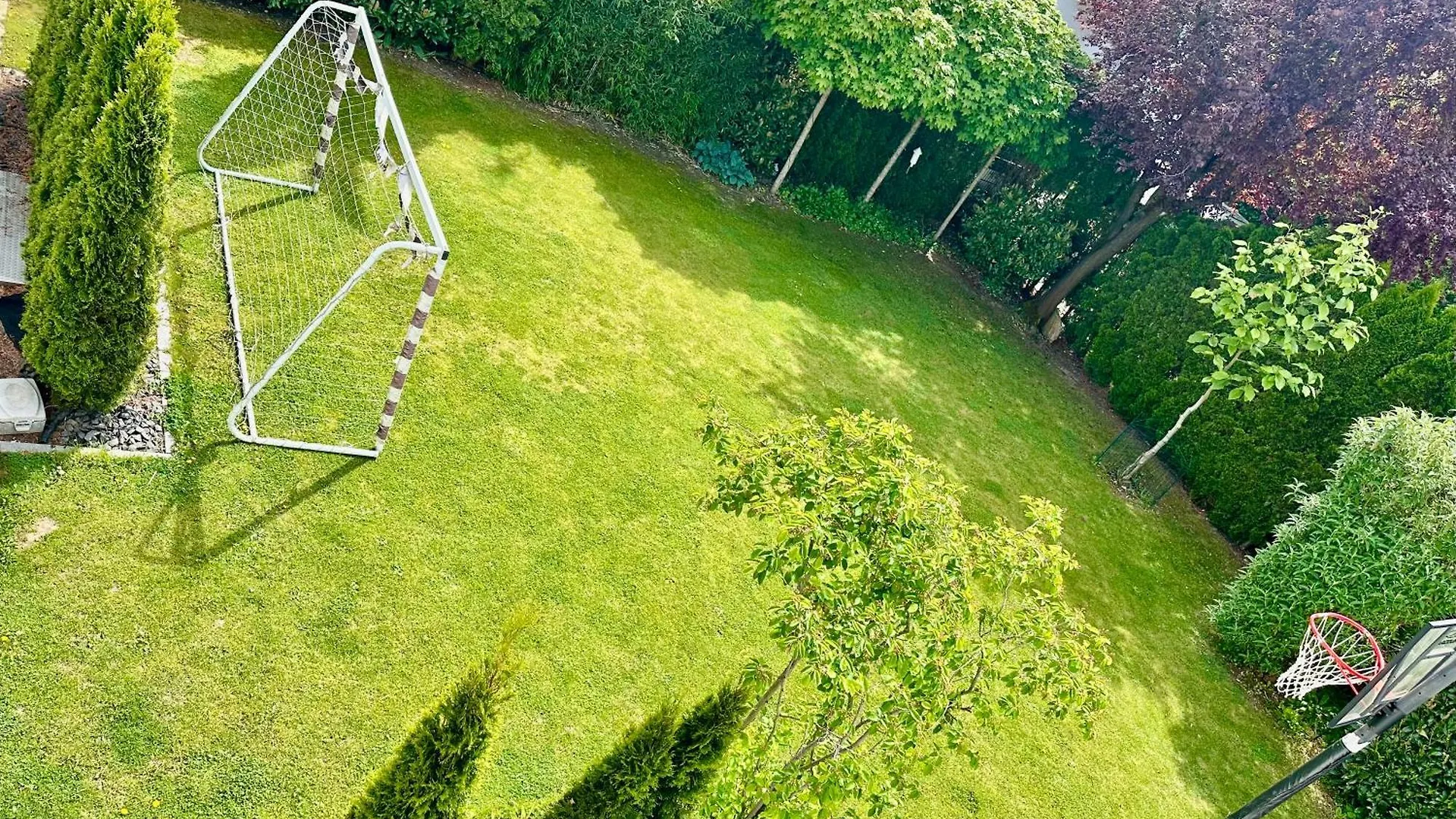 Outstanding 9 Bedroom Villa With Pool In Munich