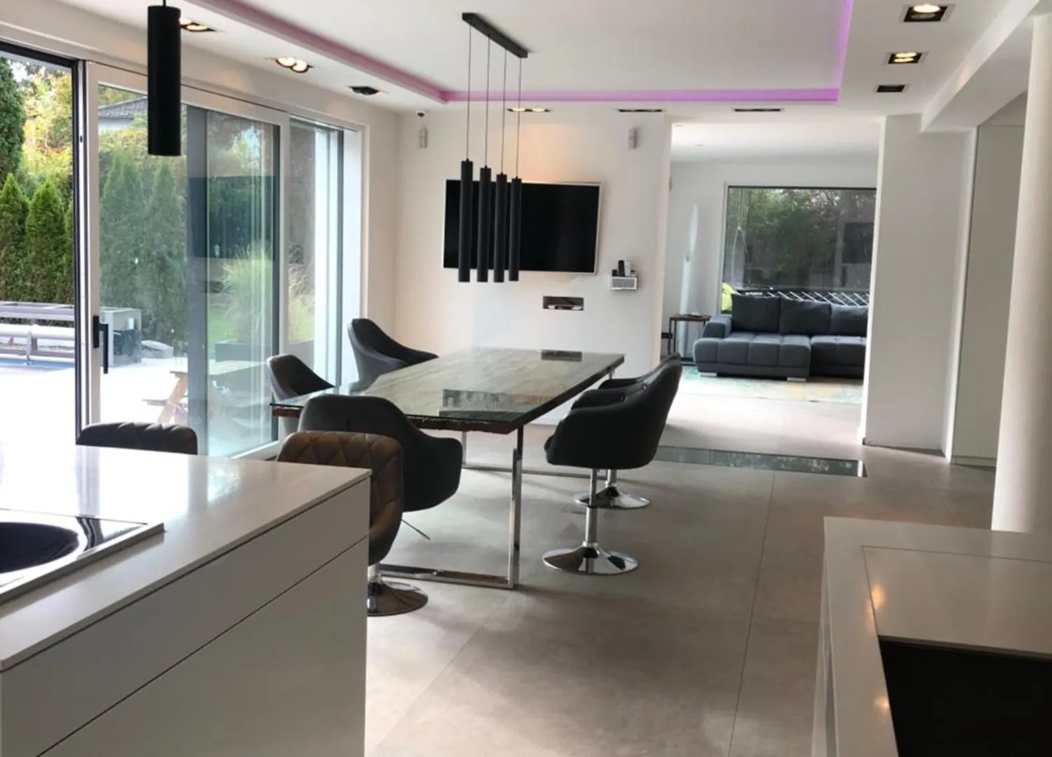 Outstanding 9 Bedroom Villa With Pool In Munich